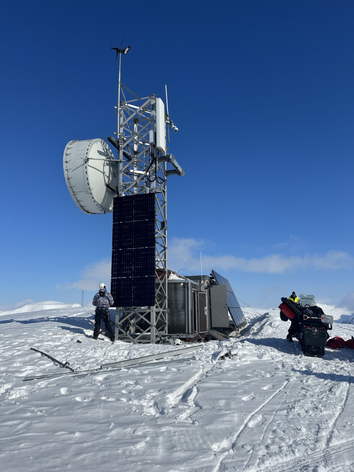 Telenor Svalbard benytter solenergi - 